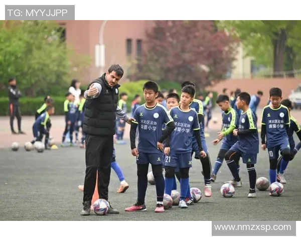 西藏足球球星济南：从草根到顶尖的奋斗历程与梦想启航